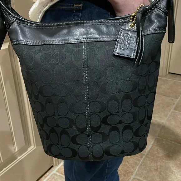Vintage Coach Shoulder Bag Black Leather